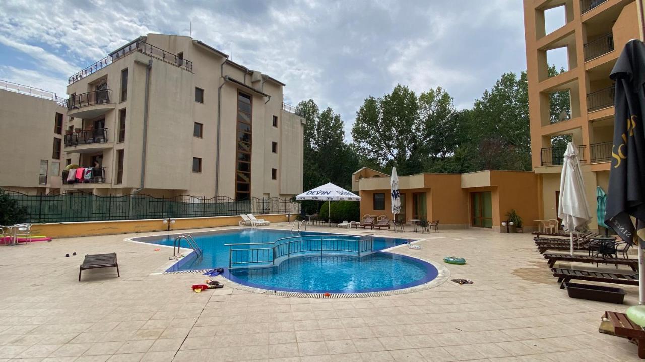 Amadeus 1 - 13B Large Two Bedroom Apartment Sunny Beach Dış mekan fotoğraf